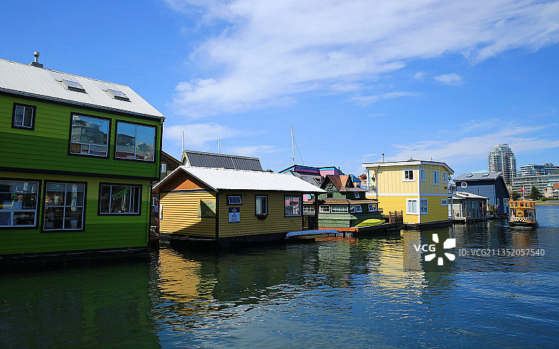 渔人码头的多彩木屋图片素材