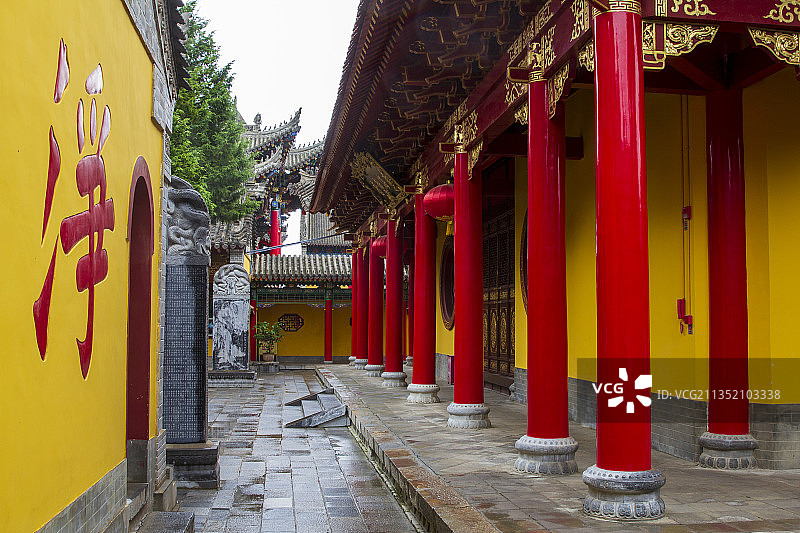 甘肃崆峒山法轮寺图片素材