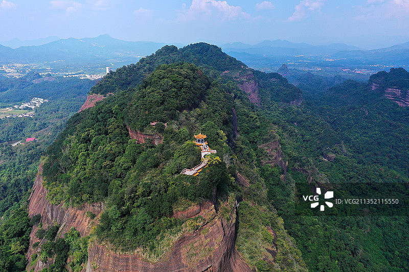 广东省韶关市仁化县中国红石公园丹霞山旅游风景区长老峰景区航拍图片素材