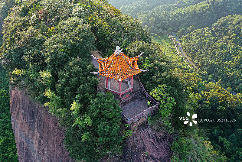 广东省韶关市仁化县中国红石公园丹霞山旅游风景区阳元石景区航拍图片素材
