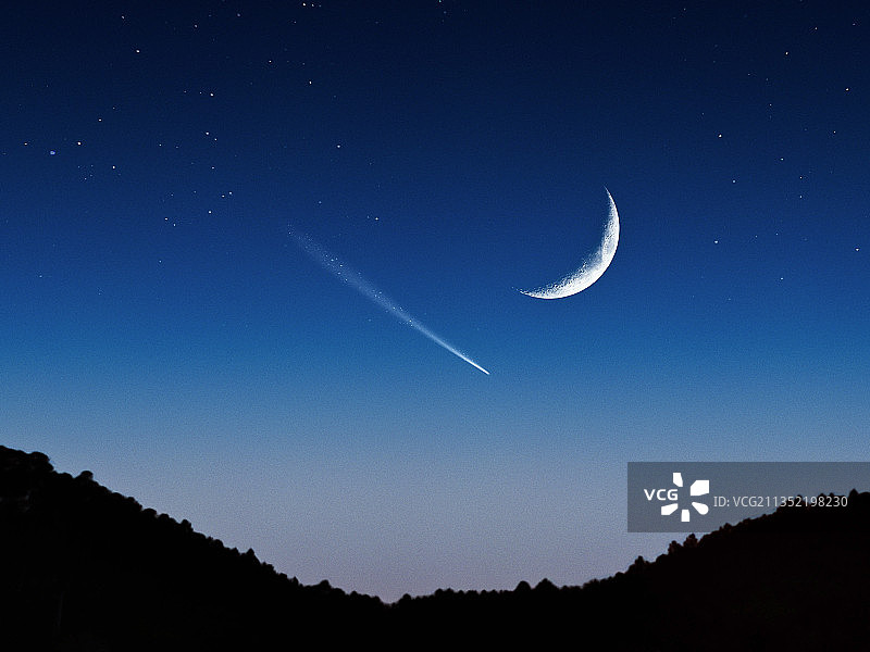 夜空中的流星图片素材