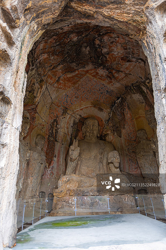 河南省洛阳市龙门石窟佛像图片素材