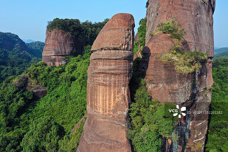 广东省韶关市仁化县中国红石公园丹霞山旅游风景区阳元石景区航拍图片素材