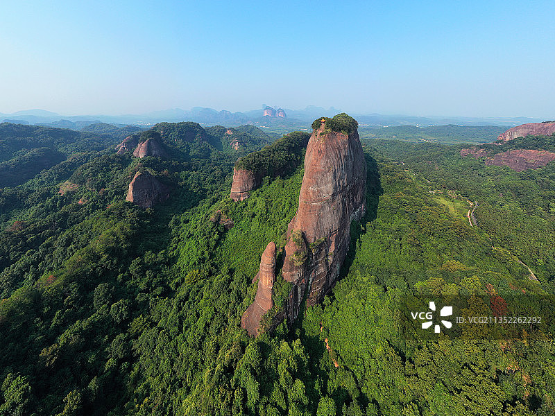 广东省韶关市仁化县中国红石公园丹霞山旅游风景区阳元石景区航拍图片素材