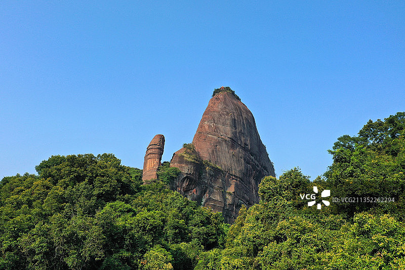 广东省韶关市仁化县中国红石公园丹霞山旅游风景区阳元石景区航拍图片素材