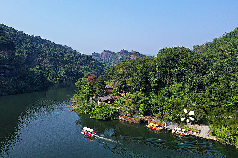 广东省韶关市仁化县中国红石公园丹霞山旅游风景区长老峰景区航拍图片素材