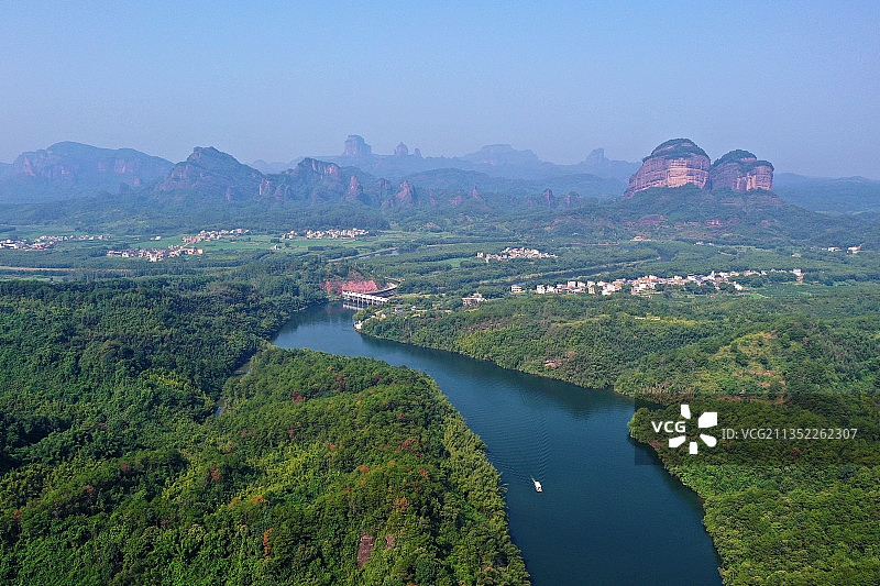 广东省韶关市仁化县中国红石公园丹霞山旅游风景区长老峰景区航拍图片素材