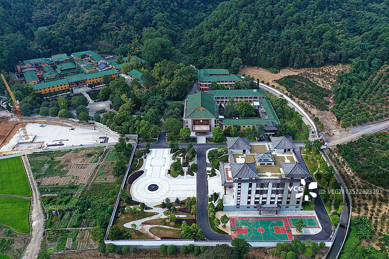 广东省韶关市乳源县云门山云门寺航拍图片素材