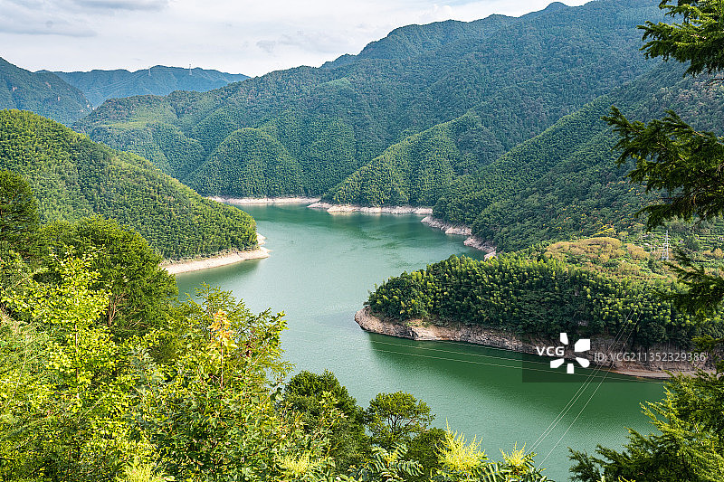 浙江宁波余姚四明山茅镬村自然风景图片素材