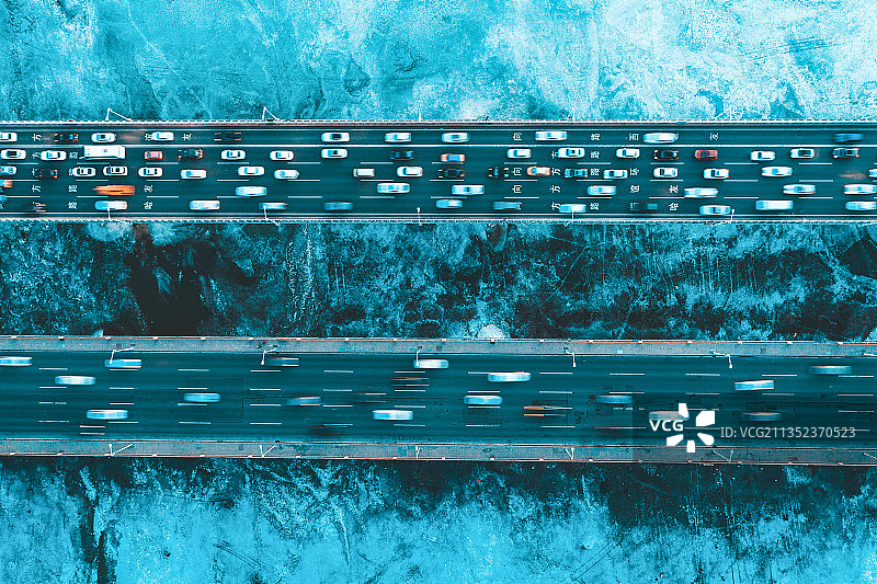 哈尔滨公路大桥冬季航拍图片素材