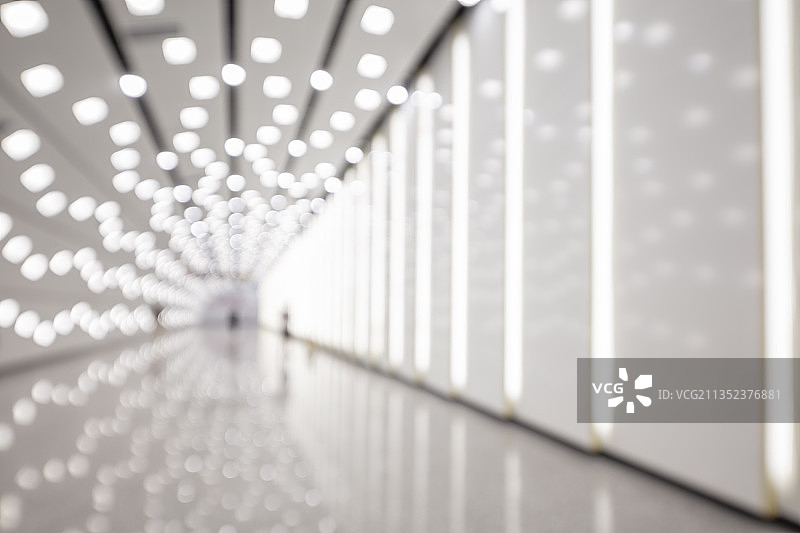 苏州劳动路地铁站汽车广告背景图图片素材