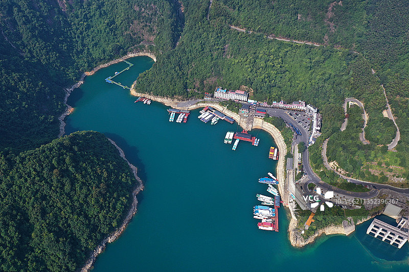 湖南省郴州资兴市东江湖国家级名胜风景区东江大坝航拍图片素材