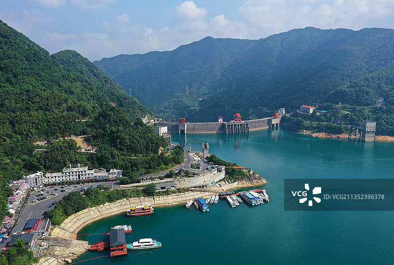 湖南省郴州资兴市东江湖国家级名胜风景区东江大坝航拍图片素材