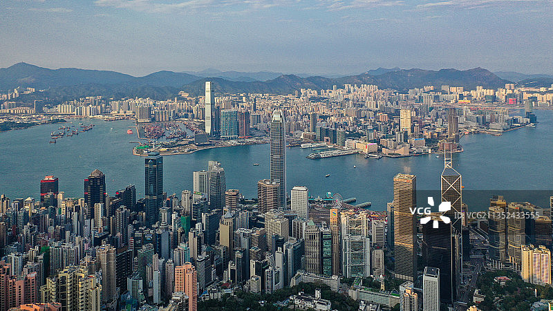 被海风吹拂五千年的海港——香港维多利亚港图片素材
