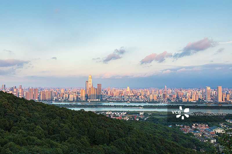 长沙岳麓山上山下图片素材