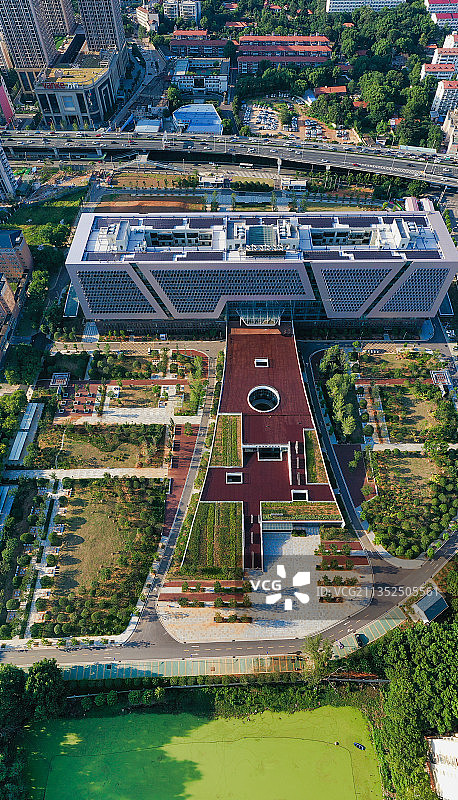 航拍武汉华中师范大学图片素材