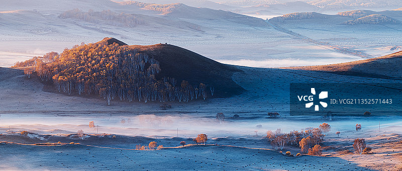 秋天的乌兰布统草原风光图片素材