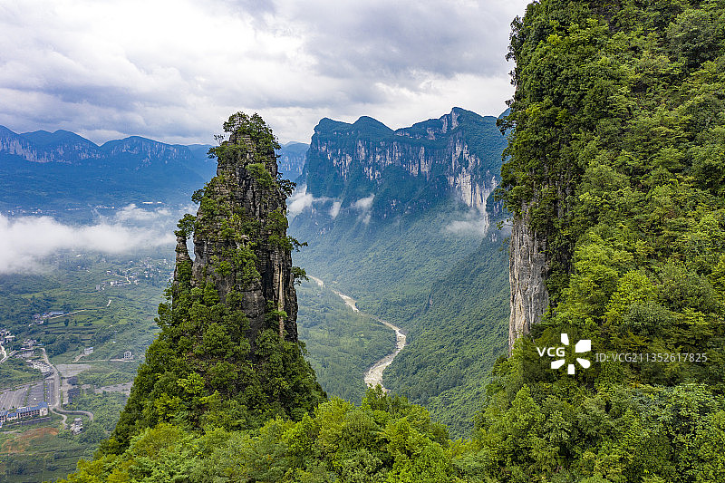航拍湖北恩施大峡谷图片素材