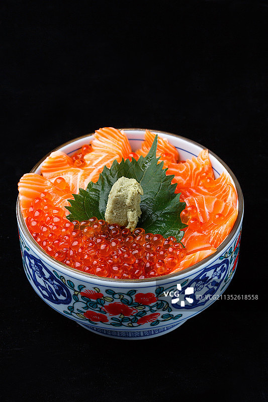 三文鱼，鱼子酱，饭，拼盘，刺身，日料图片素材