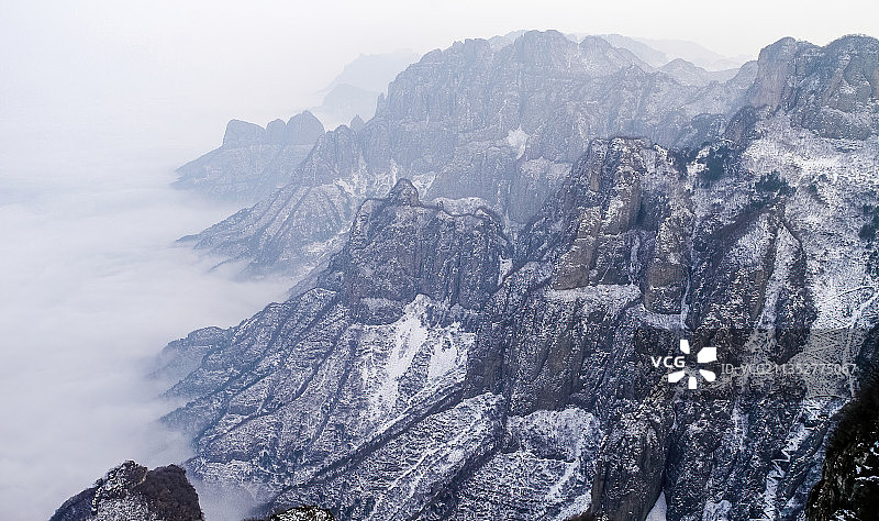 雪中太行山-王莽岭图片素材