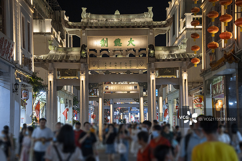 中国广东潮州古城牌坊街图片素材