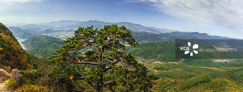 辽宁桓仁五女山山水风光图片素材