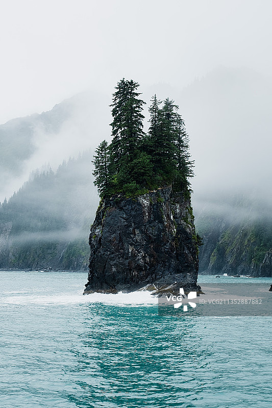 美国阿拉斯加州基奈半岛自治市镇海天景色图片素材