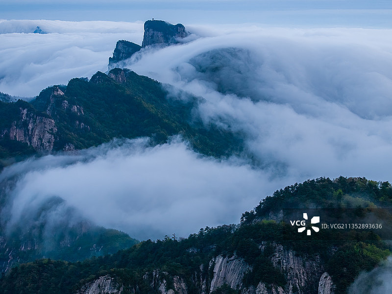 河南洛阳嵩县白云山图片素材