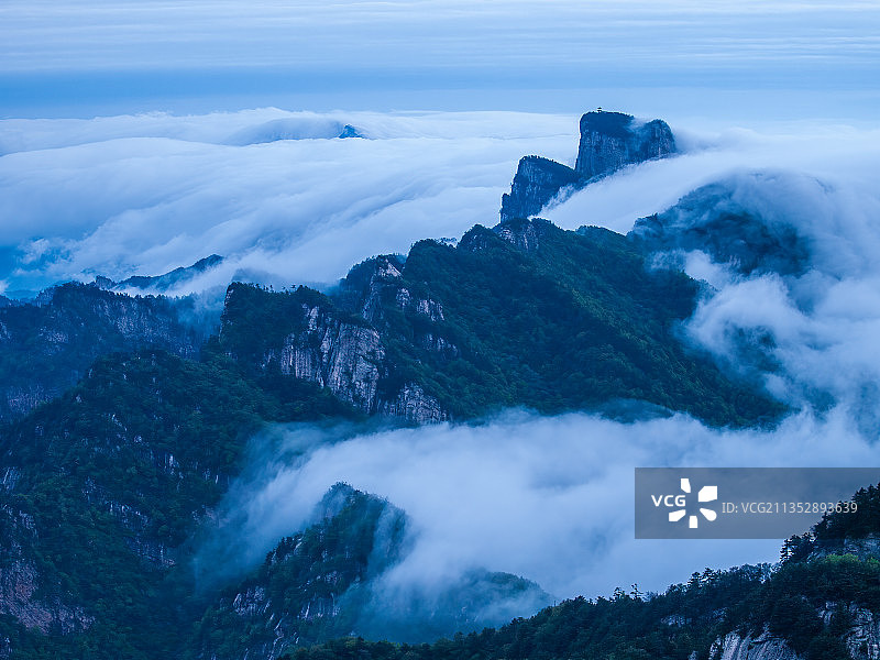河南洛阳嵩县白云山图片素材