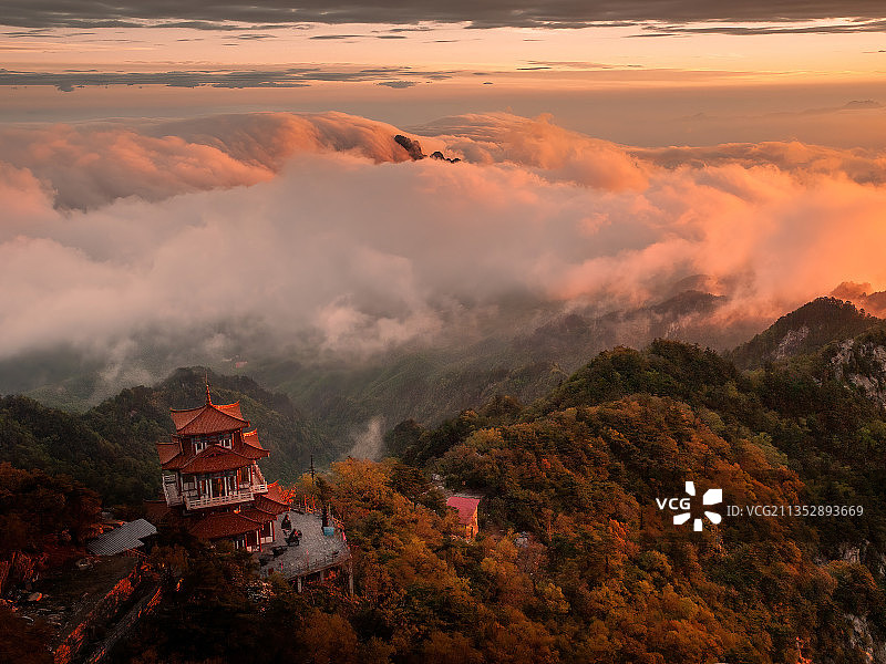 河南洛阳嵩县白云山图片素材