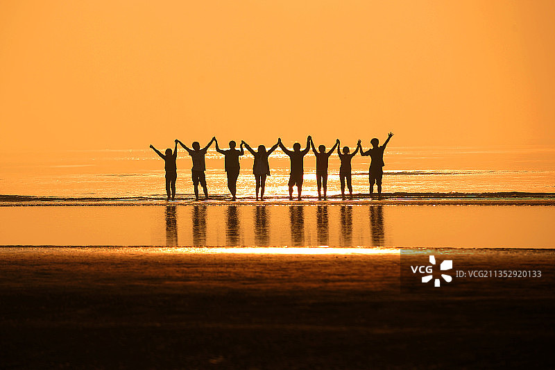 河北，秦皇岛，北戴河，海滩剪影。图片素材