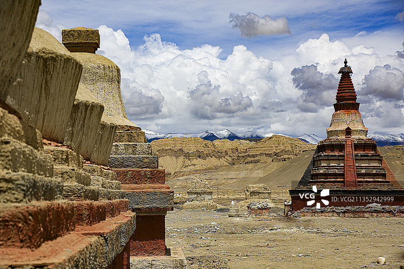 西藏阿里托林寺风光图片素材