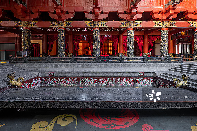 横店影视城秦王宫四海归一殿许愿池图片素材