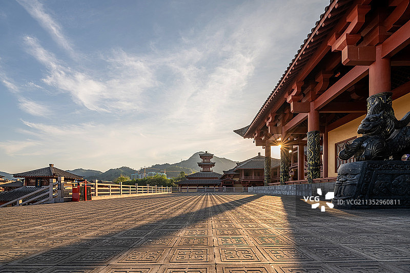 横店影视城秦王宫四海归一殿广场图片素材