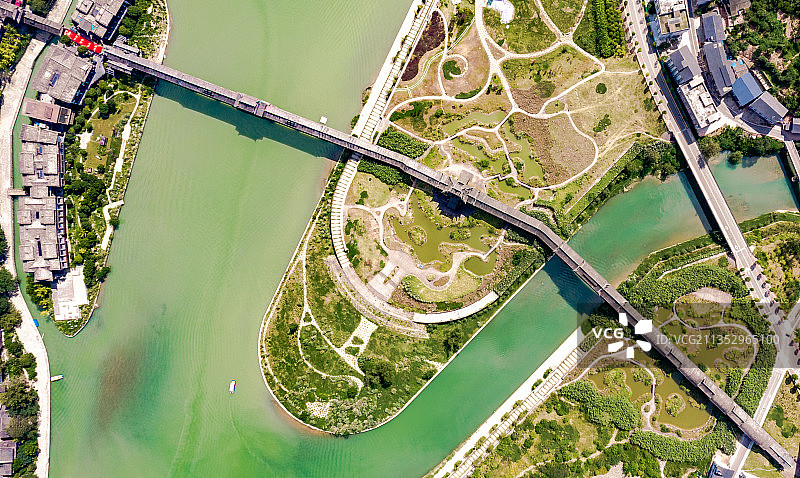 风雨廊桥－俯视（濯水古镇）图片素材