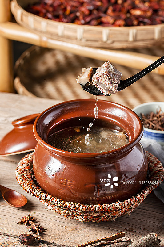 瓦罐汤图片素材