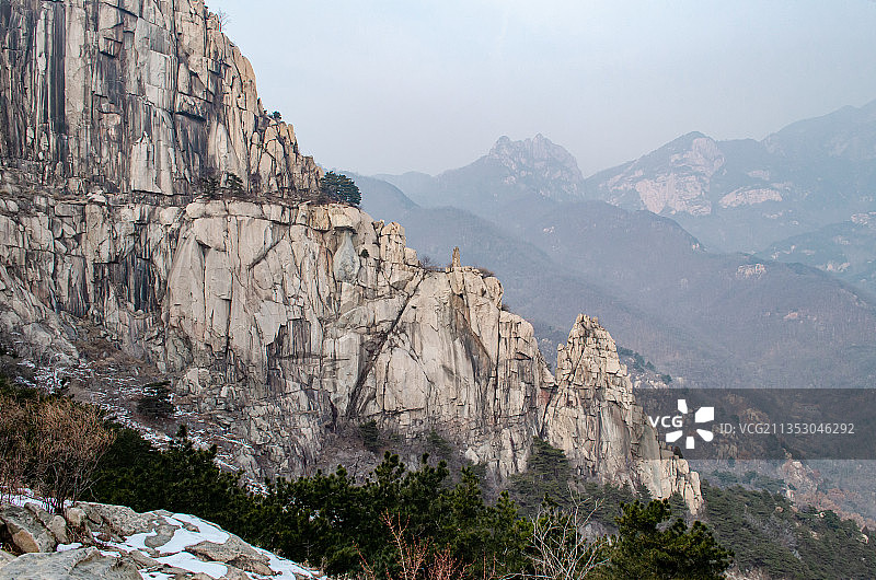 山东泰安天外村扇子崖险峻山脉图片素材