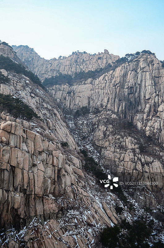 山东泰安天外村扇子崖险峻山脉图片素材