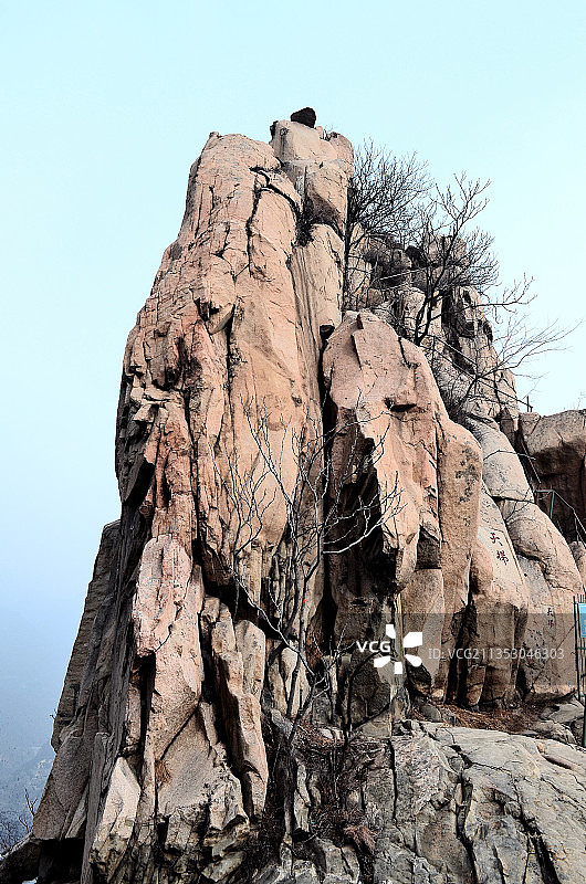 山东泰安天外村扇子崖险峻山脉图片素材