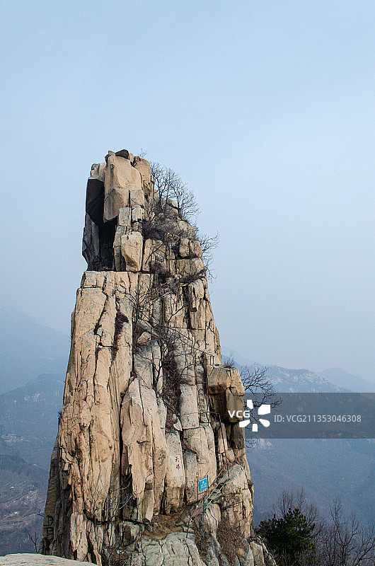 山东泰安天外村扇子崖险峻山脉图片素材