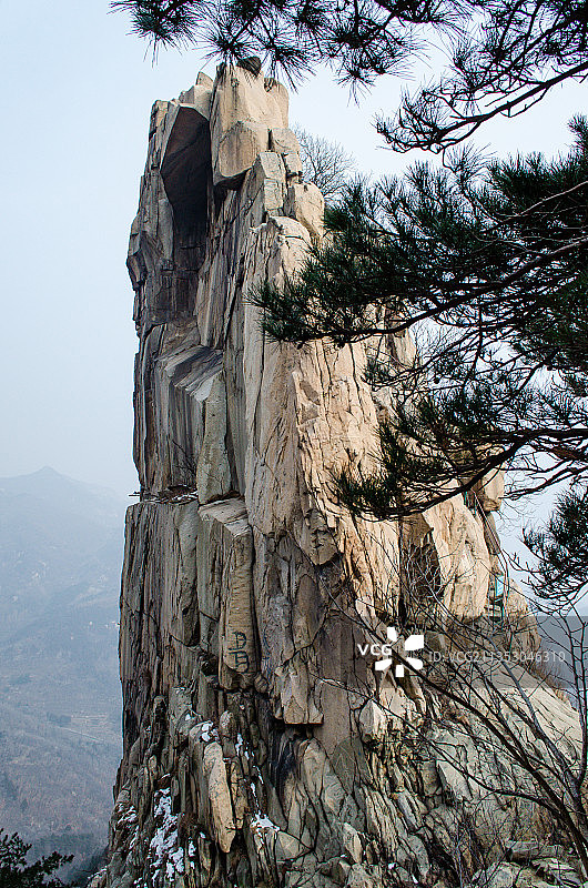山东泰安天外村扇子崖险峻山脉图片素材