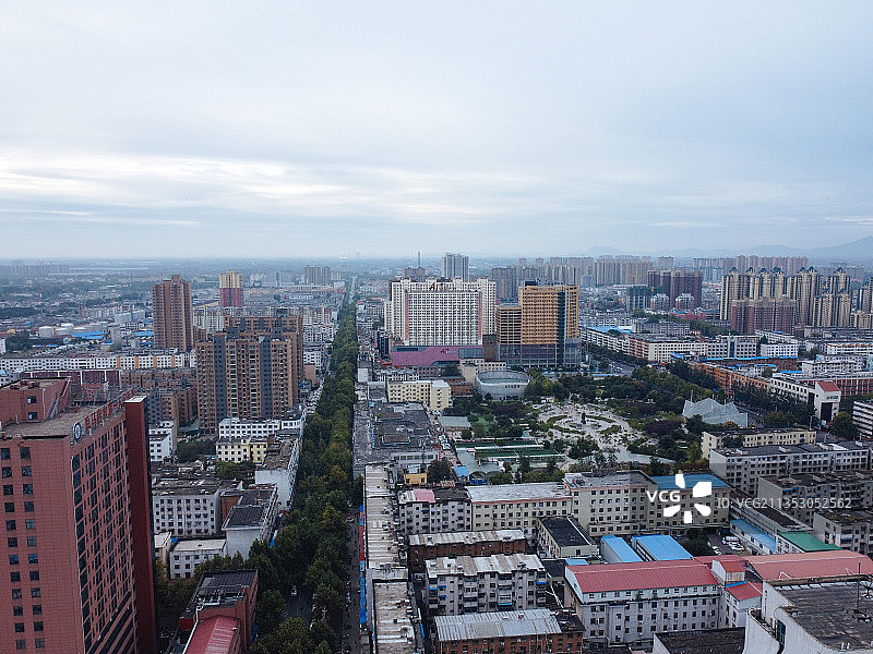 驻马店市 驿城区 解放大道 乐山大道 乐山商场 新华大厦图片素材
