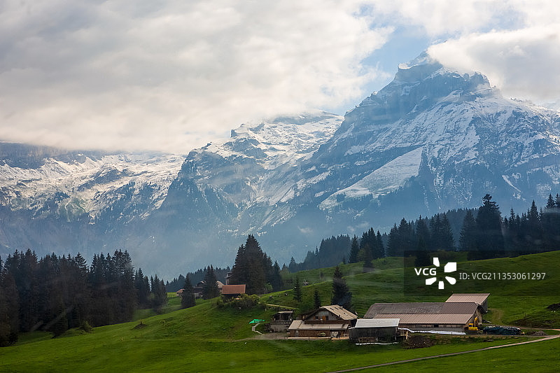 瑞士阿尔卑斯山图片素材