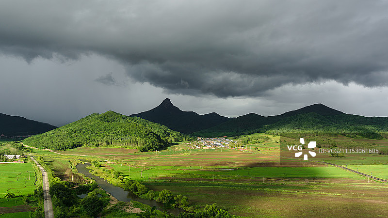 暴雨将至图片素材