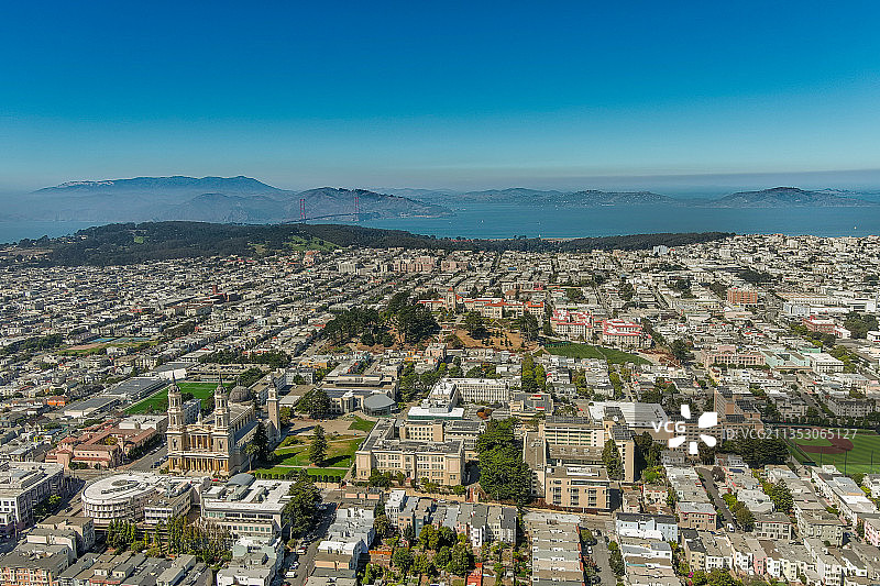 旧金山大学鸟瞰图，金门大桥，旧金山市中心图片素材
