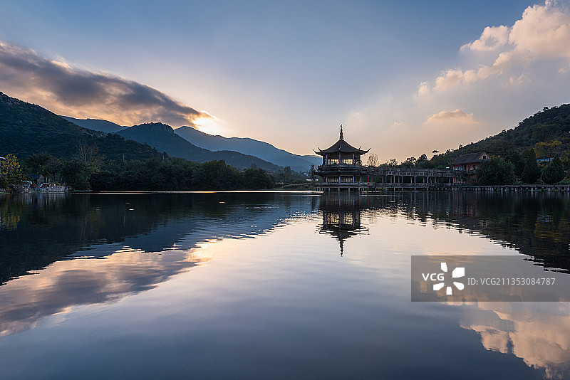 鸡鸣山下鸡鸣塔图片素材