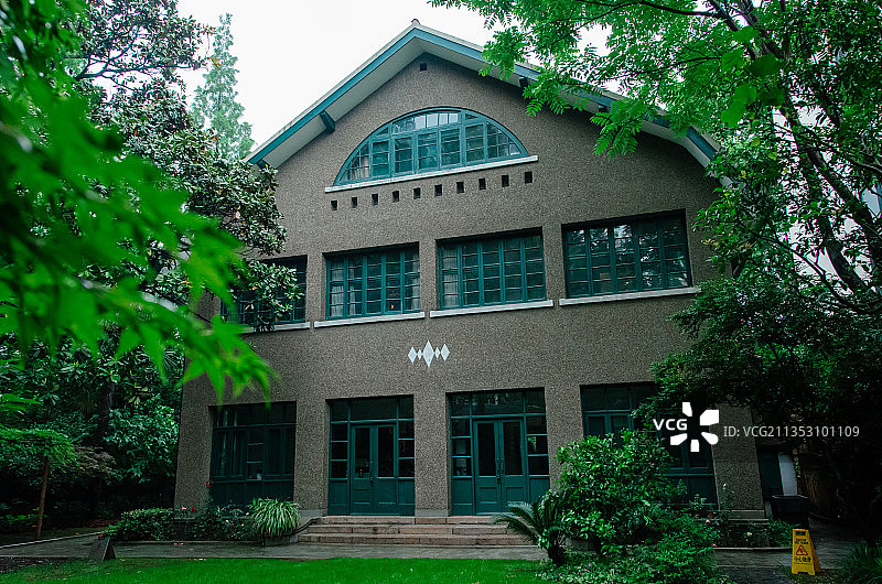 上海宋庆龄故居里的建筑和环境图片素材