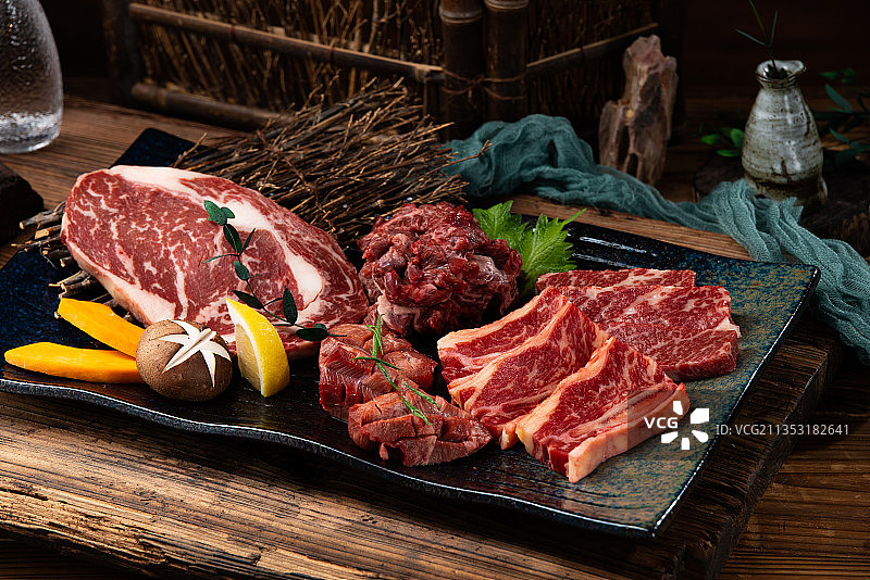 日式烤肉拼盘图片素材