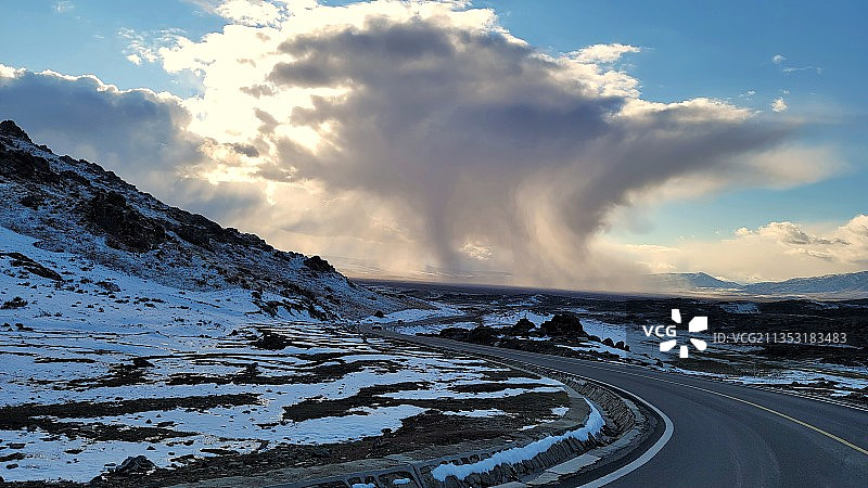 龙卷雪图片素材