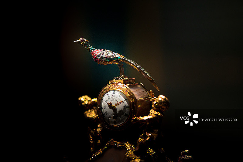 十八世纪英格兰金器，嵌宝石钟琴总体及局部图片素材